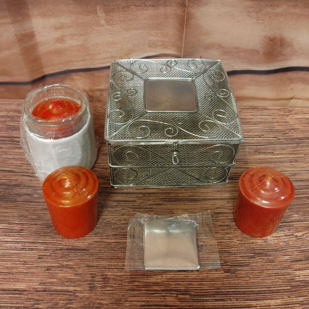 Things Remembered Silver Trinket Metal Box & Red Candle Set in Original Box - Picture 1 of 4